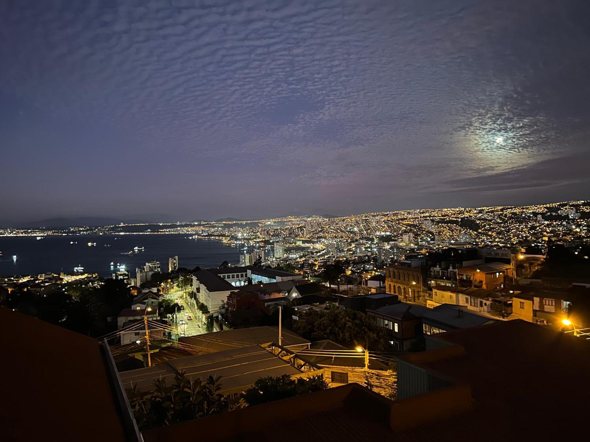 Hotel Faro Azul Valparaiso Cerro Alegre Exterior photo