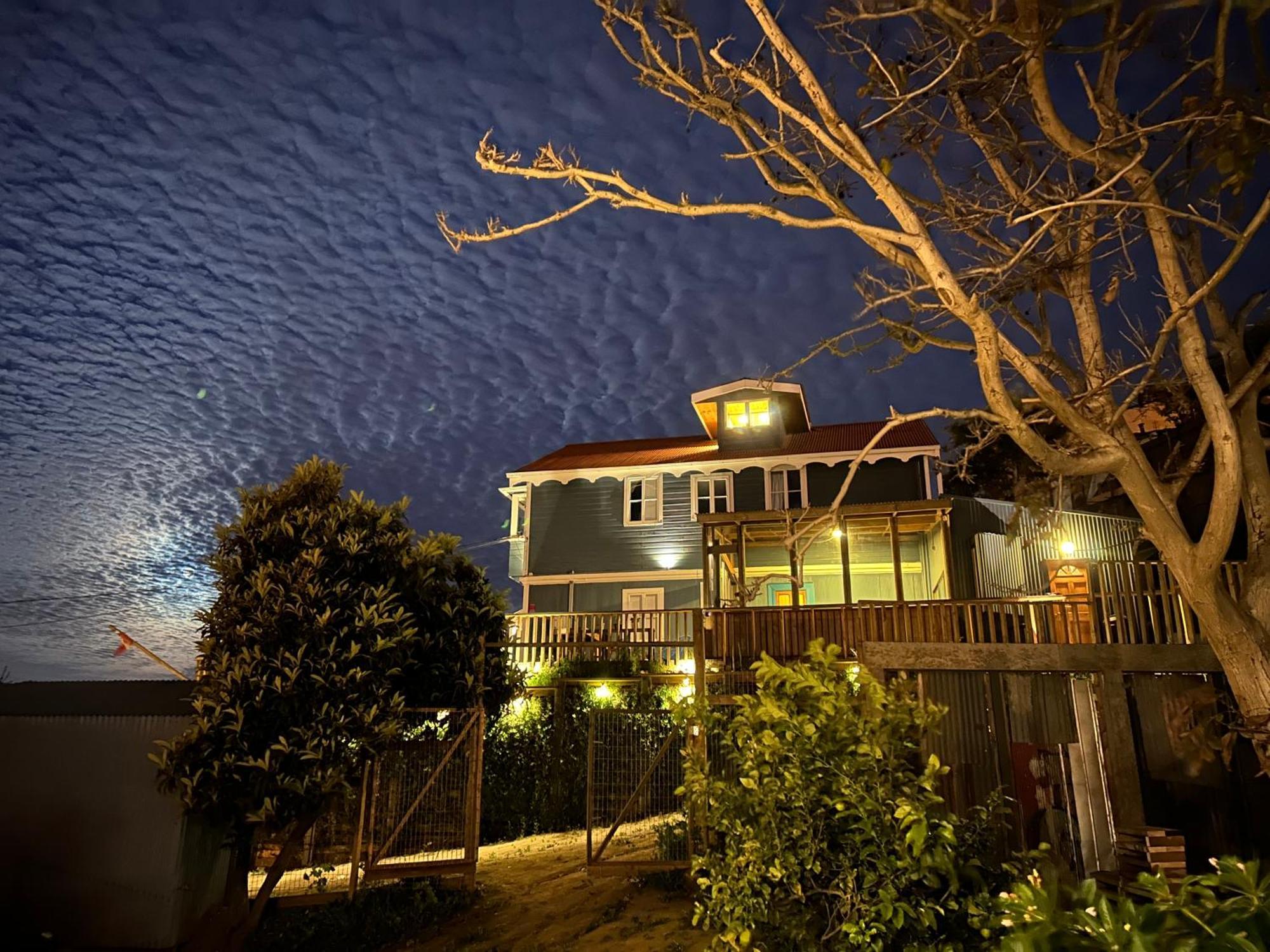 Hotel Faro Azul Valparaiso Cerro Alegre Exterior photo